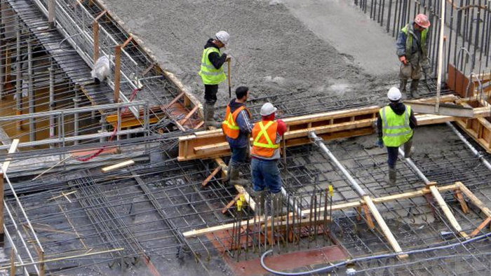 水泥房屋成品价格一平方？